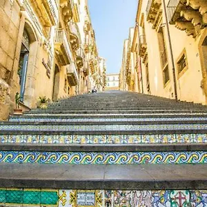 Affittacamere A Due Passi Dalla Scalinata, Caltagirone